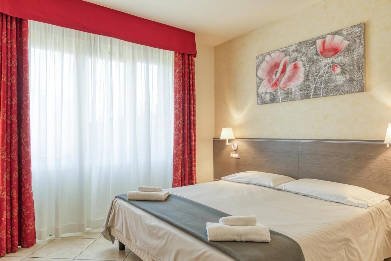 Hotel Lumin كريميا المظهر الخارجي الصورة